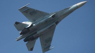 مقاتلة روسية تعترض طائرة تجسس أمريكية قرب الأجواء الروسية