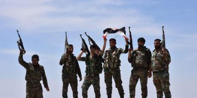 الجيش العربي السوري يقضي على مجموعات من إرهابيي “داعش” و “النصرة” في ريفي حماة ودير الزور ” (محدث)