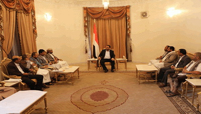 رئيس المجلس السياسي الأعلى يلتقي محافظ صنعاء