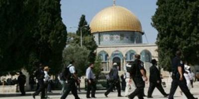المستوطنون الإسرائيليون يجددون اقتحاماتهم الاستفزازية للمسجد الأقصى المبارك