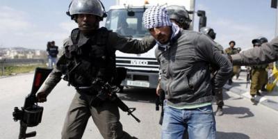 اعتقال 12 فلسطينيا من الضفة الغربية