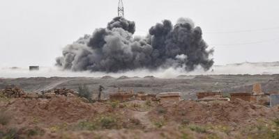 سلاح الجو الروسي يدمر قافلة آليات لـ”داعش” كانت متجهة إلى دير الزور ويقضي على أكثر من 200 إرهابي-فيديو