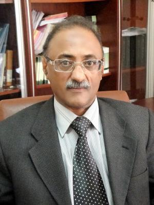 وزير الثروة السمكية الاستاذ محمد الزبيري لـ(26 سبتمبر): الشرعية اليوم هي شرعية النضال والجهاد وهي التي ستحقق الانتصار لشعبنا اليمني