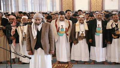 الرئيس الصماد يؤدي صلاة الجمعة في جامع الشعب بالعاصمة صنعاء