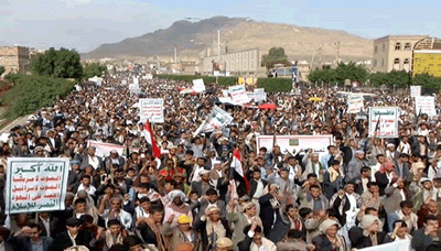 صتعاء:مسيرة جماهيرية حاشدة بالعاصمة صنعاء تحت شعار بدمائنا نصون أعراضنا