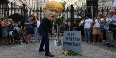 صحف بريطانية: تعطيل جونسون للبرلمان انقلاب يجب إيقافه