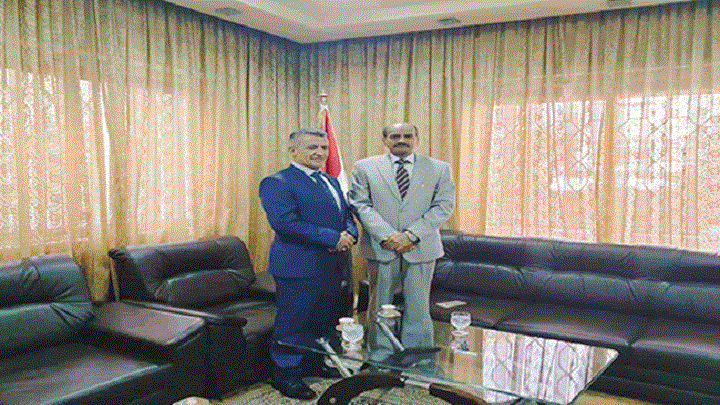 سفير اليمن في سوريا يلتقي السفير الهندي
