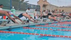 مؤسسة الشعب تختتم البطولة المفتوحة لفئات السباحة بصنعاء.