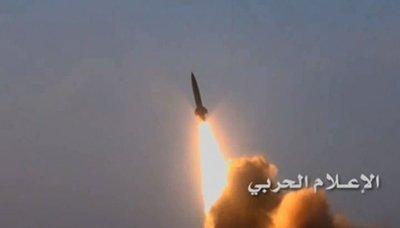 قصف صاروخي ومدفعي للجيش واللجان الشعبية على مواقع العدو السعودي بنجران