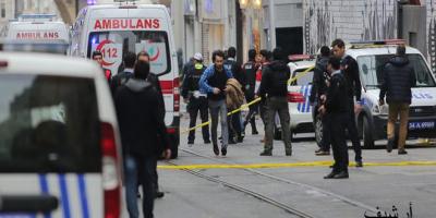 مقتل ثلاثة أشخاص وإصابة آخرين في انفجار سيارة مفخخة جنوب شرق تركيا