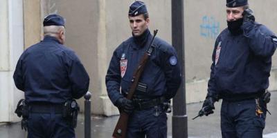 التايمز البريطانية:تقارير عن اختراق إرهابيين صفوف الشرطة والجيش الفرنسيين