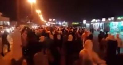تواصل المظاهرات في السعودية احتجاجا على تسلط آل سعود والحكم بإعدام الشيخ النمر- فيديو